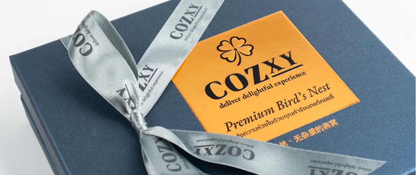 กล่องของขวัญรังนก Cozxy ดีไซน์พรีเมี่ยม กล่องแข็งพิเศษ ปั๊มฟอยล์ใบโคลเวอร์