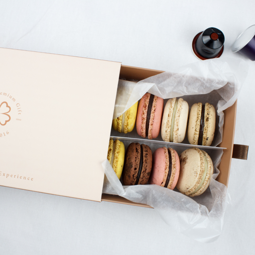 Tasting Box มาการอง 12 ชิ้น - COZXY Product Image