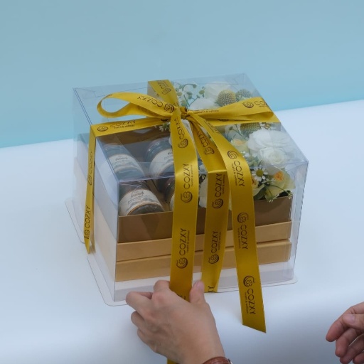 Prestige Fresh Flower Box กล่องดอกไม้ รังนกพรีเมี่ยม 5 ขวด - COZXY Product Image