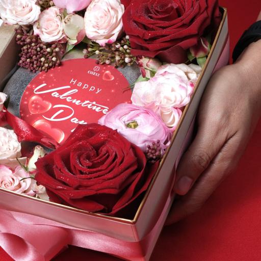 [Pre-order] My Sweet Heart Box กล่องดอกกุหลาบพร้อมช็อกโกแลตทรัฟเฟิล 7 ชิ้นและเทียนหอมกลิ่น Bergamot & Lavender - COZXY Product Image