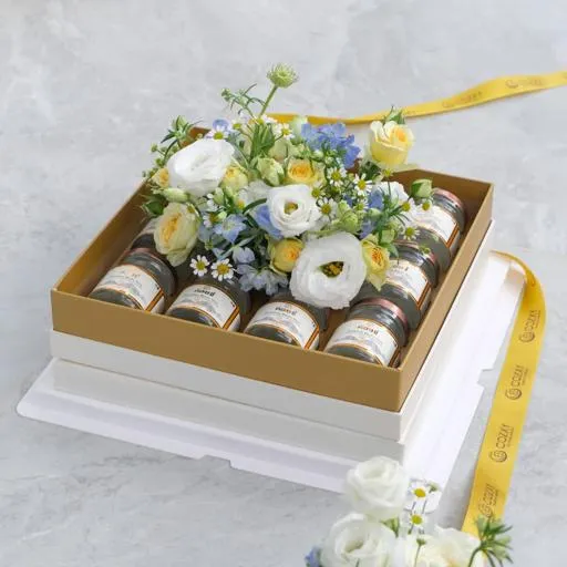 Prestige Fresh Flower Box กล่องดอกไม้ รังนกพรีเมี่ยม 10 ขวด - COZXY Product Image