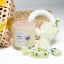 Songkran Petite Set เซ็ตตะกร้าสงกรานต์เพื่อความผ่อนคลาย เทียนหอม240g และมาลัยดอกไม้ประดิษฐ์ - COZXY Thumbnail