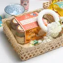 Songkran Bird's Nest with Malai Set เซ็ตตะกร้าสงกรานต์เพื่อสุขภาพ รังนกพรีเมียม 6ขวด และมาลัยประดิษฐ์ - COZXY Thumbnail